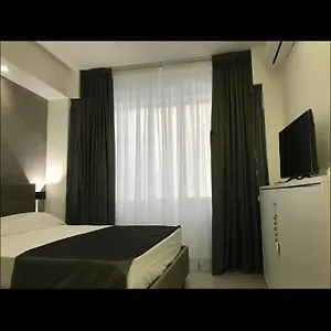 Bed & Breakfast Via Toledo, Naples
