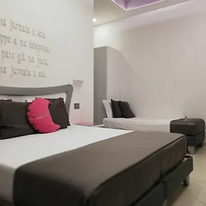 Hotel Nunu, Naples